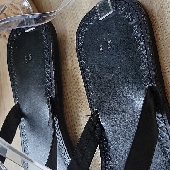 African Beaded Thong Sandals - Picture 5 of 7